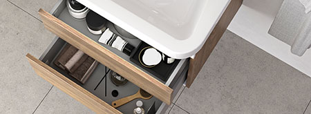 Шкафы для ванной с концепцией 10 ° доступны в трех разных цветах: белый, серый и темный орех